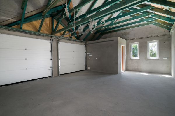 Garage Floor Concrete Repair in Schaumburg