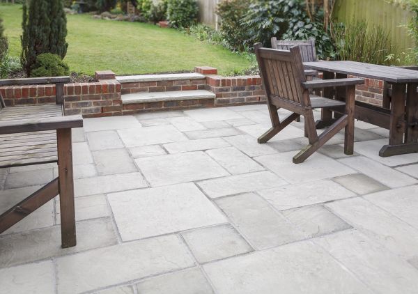 Concrete Patio Refinishing in Schaumburg
